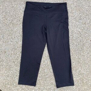 Old Navy PowerPress Cropped Leggings Size Medium